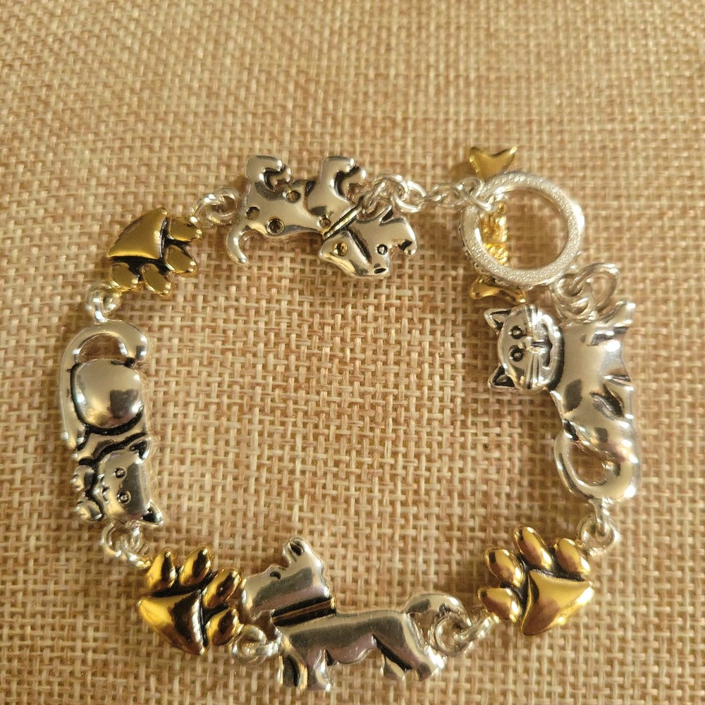 Two Tone Cat and Dog Paw Print Toggle Charm Bracelet 7 Inch Whimsigoth